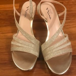 Strappy gold heels, 11